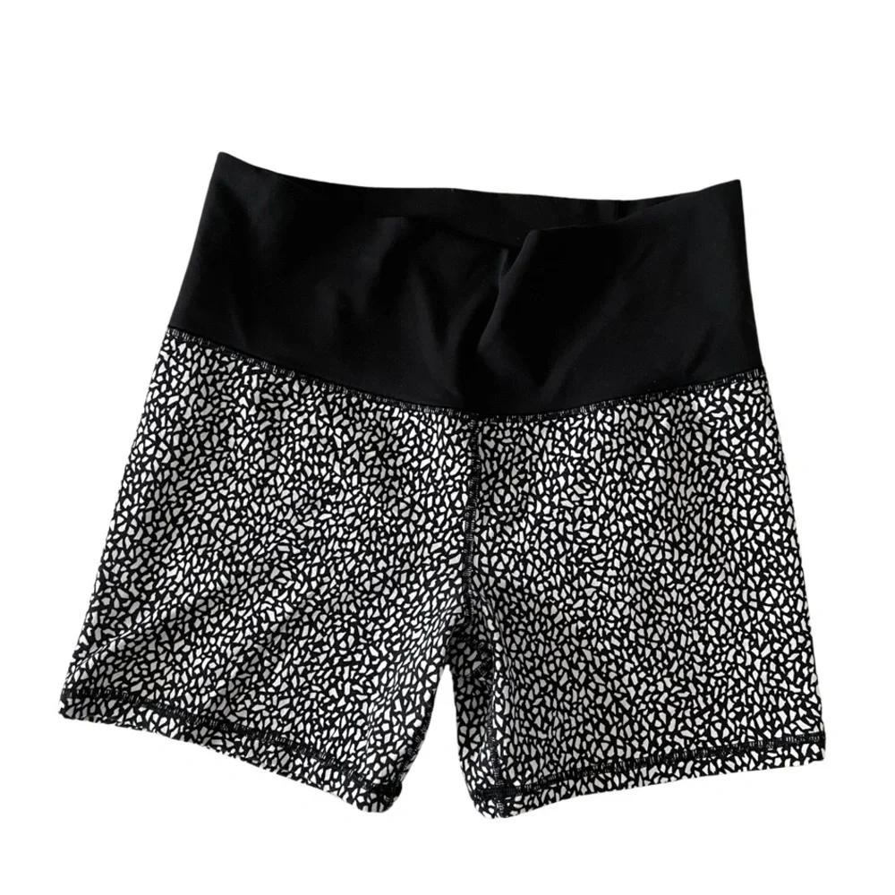 Lululemon biker shorts - Picture 2 of 2